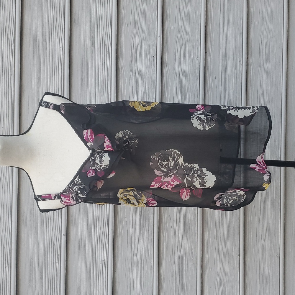 Avenue Studio 14/16 Sheer Sleeveless Floral Blouse